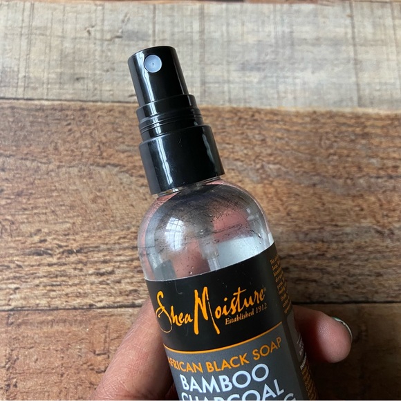 Shea Moisture Bamboo Charcoal Detoxifying Toner - Picture 4 of 7